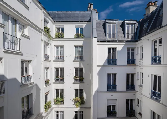 아파트 Center - Haussmann Elegant 파리