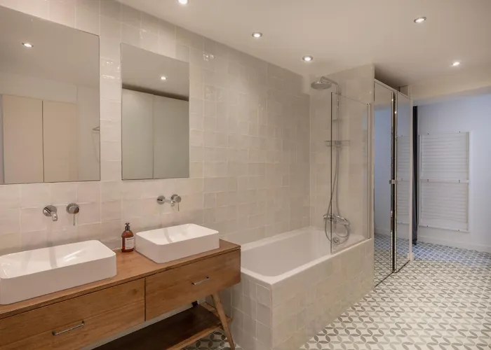 아파트 Center - Haussmann Elegant 파리